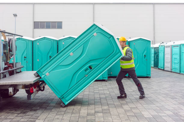 Best Portable bathroom rental  in Constantine, MI